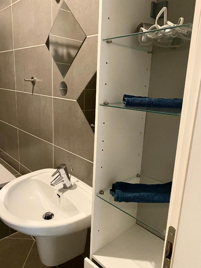 Budapest Heart By Gozsdu Apartment エクステリア 写真